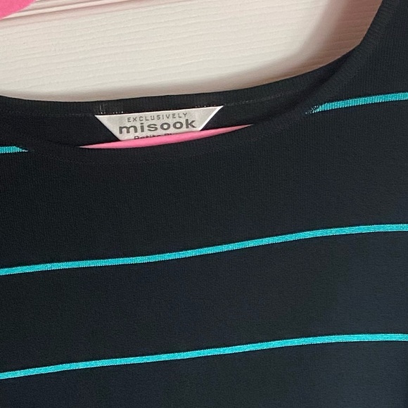 Exclusively Misook top - Picture 4 of 4